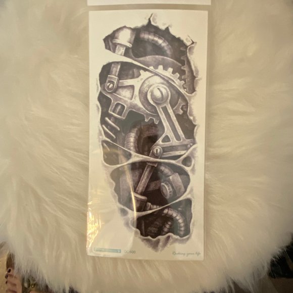 Rocking your life with temporary tattoo - Picture 2 of 7